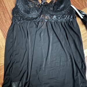 NWT Venus lingerie
